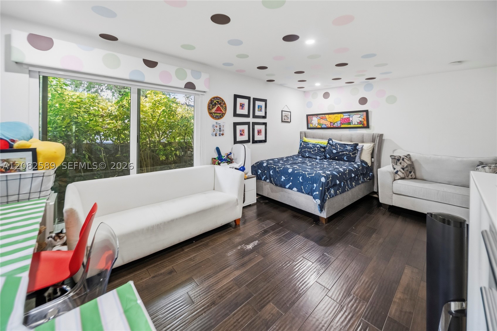 9448 NW 54th Doral Cir Ln, Doral FL 33178