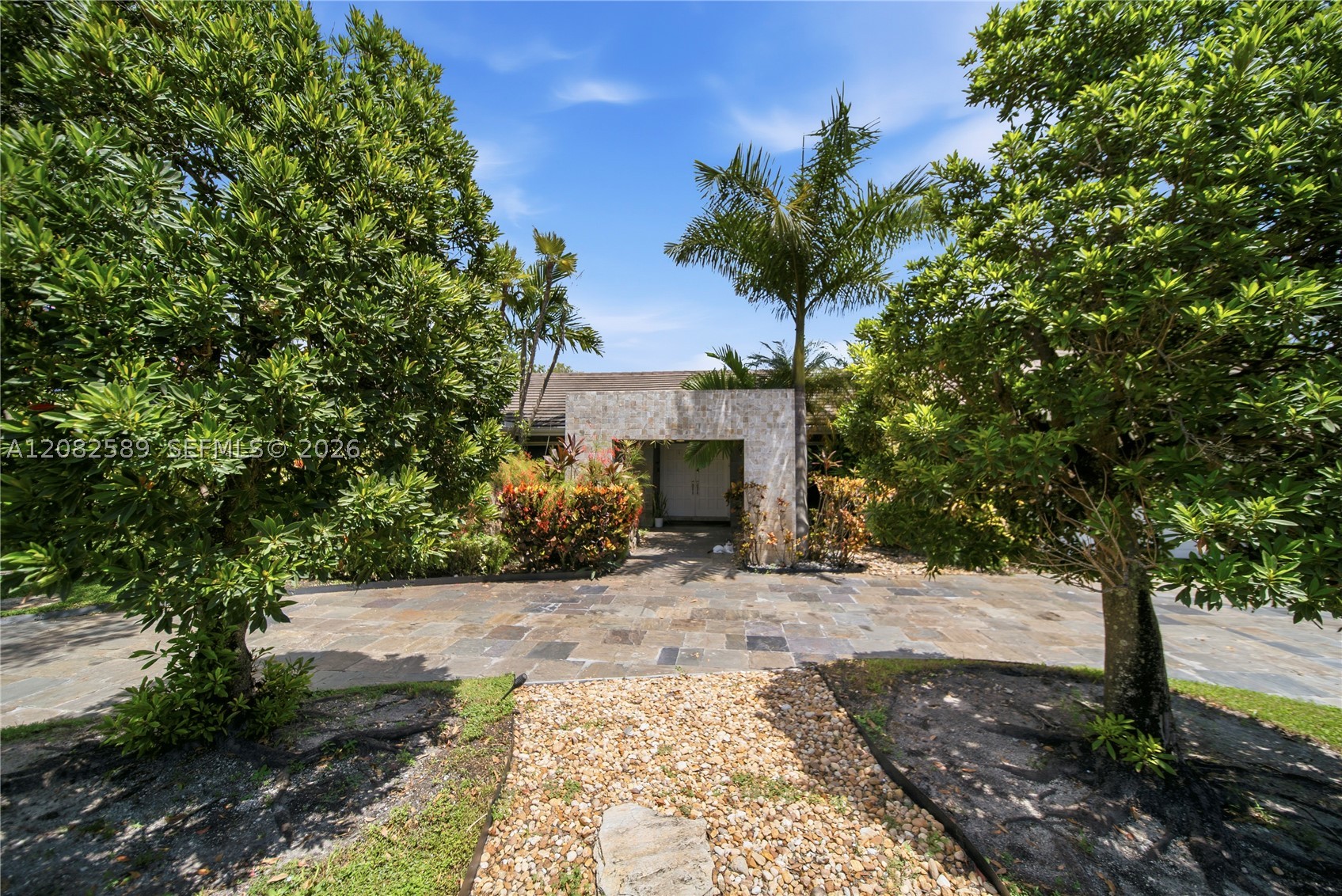 9448 NW 54th Doral Cir Ln, Doral FL 33178