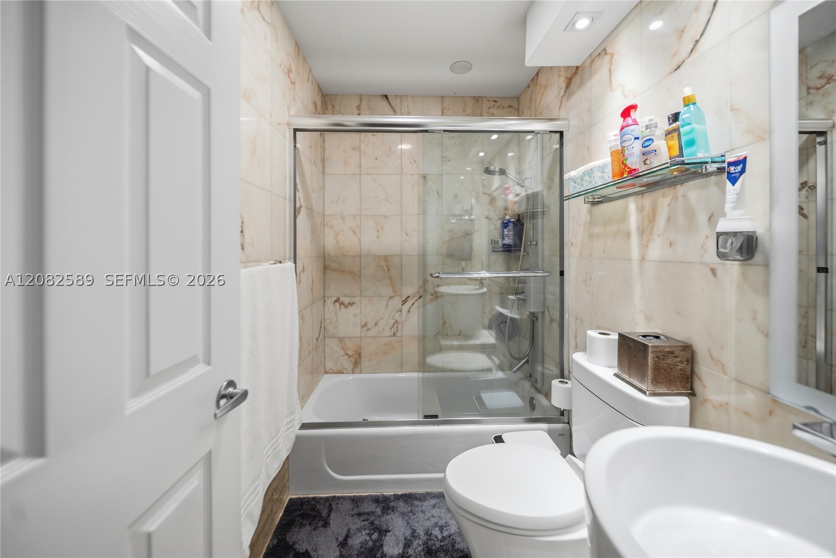 9448 NW 54th Doral Cir Ln, Doral FL 33178