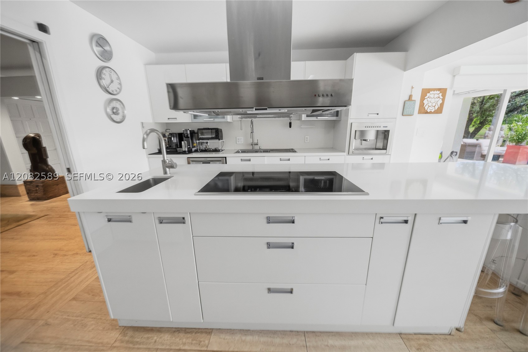 9448 NW 54th Doral Cir Ln, Doral FL 33178