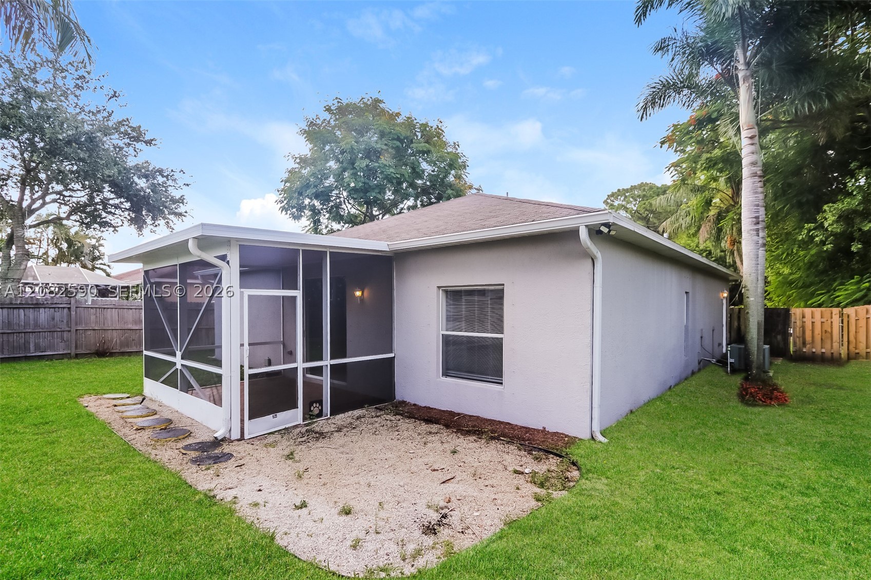 6329 Dimond St, Jupiter FL 33458