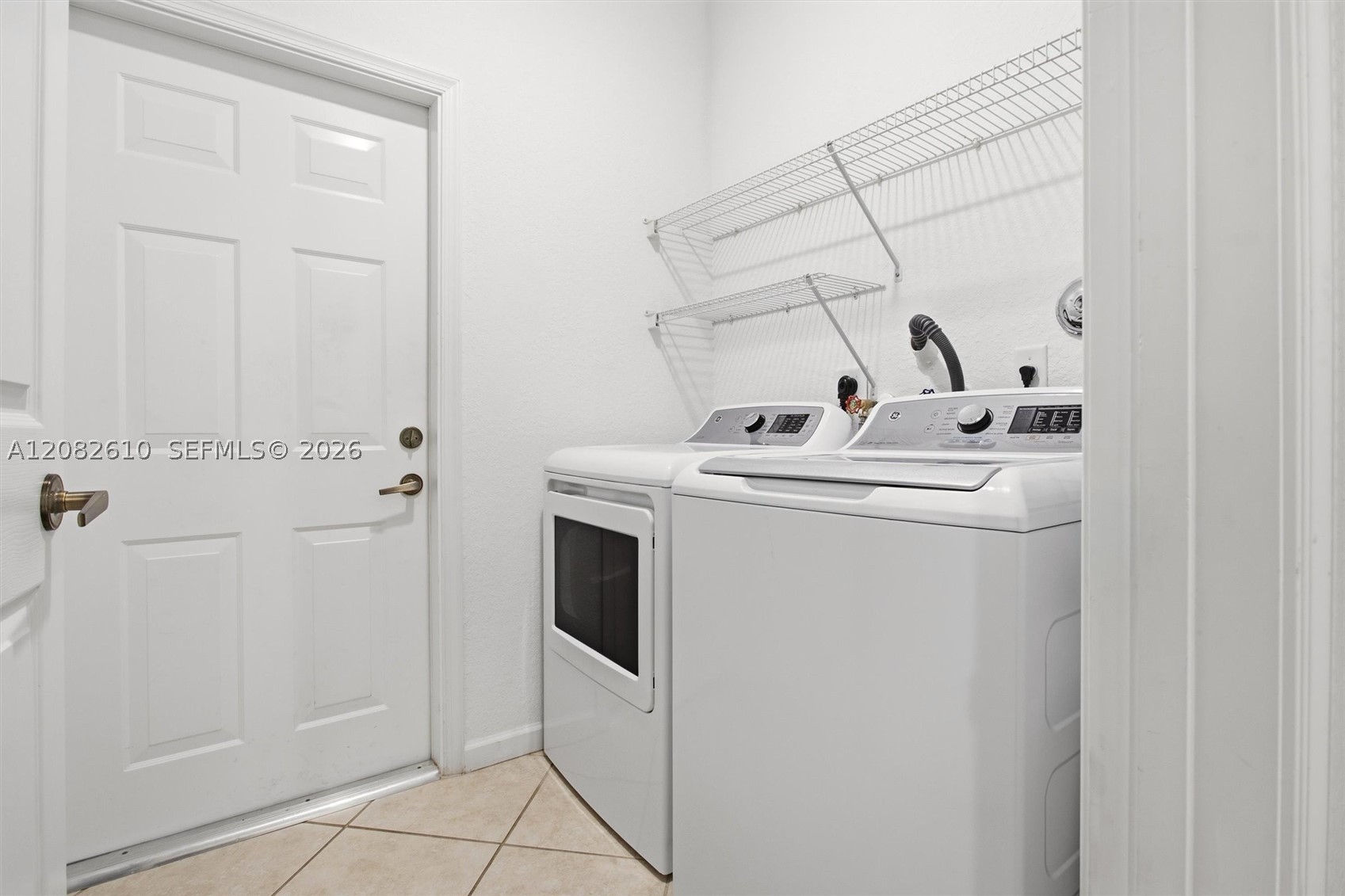 2890 Kinsington Cir #22-1, Weston FL 33332