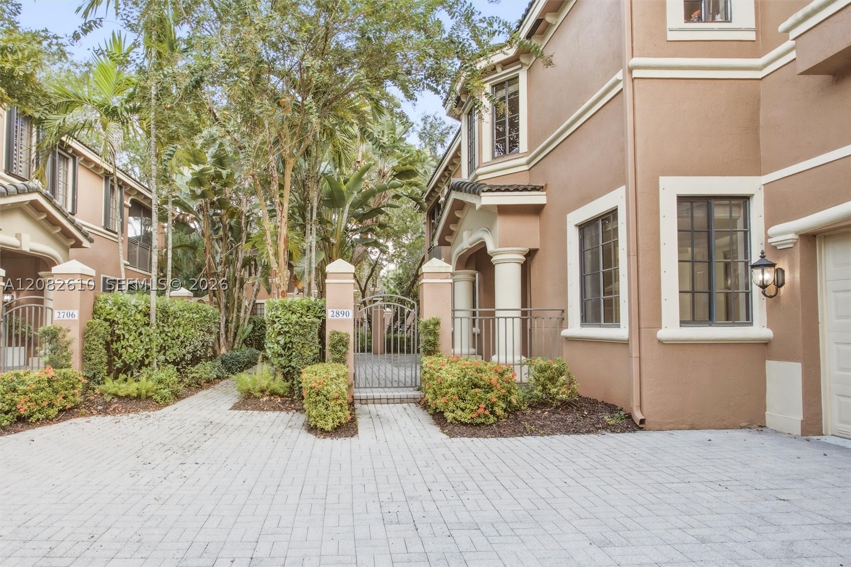 2890 Kinsington Cir #22-1, Weston FL 33332