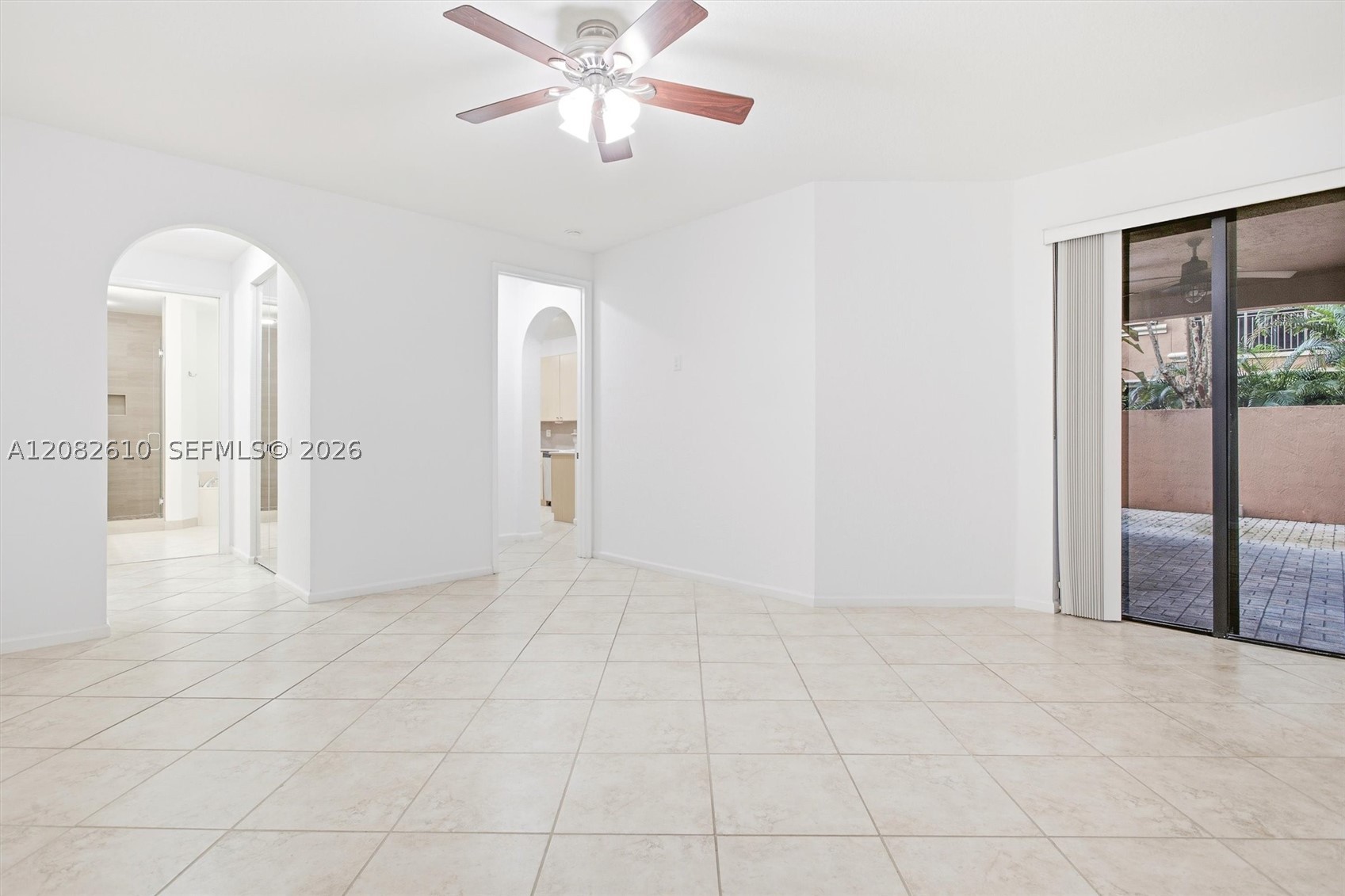 2890 Kinsington Cir #22-1, Weston FL 33332