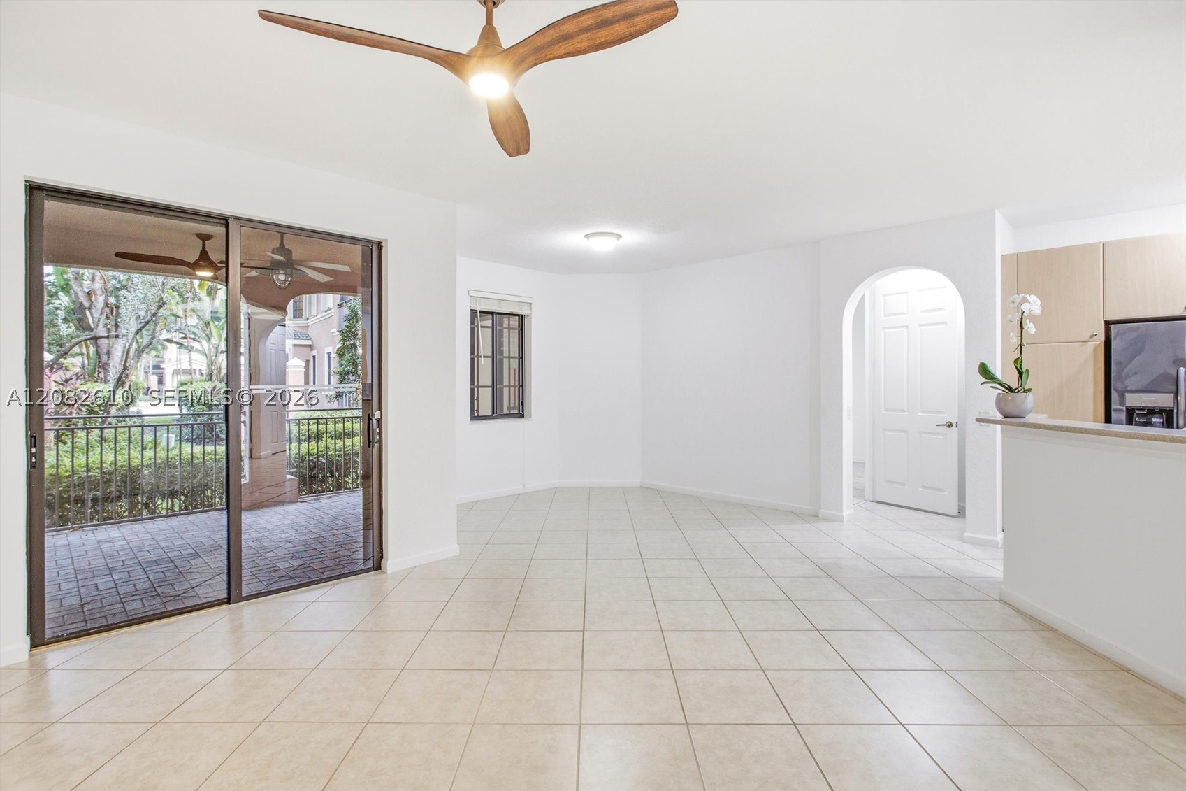 2890 Kinsington Cir #22-1, Weston FL 33332