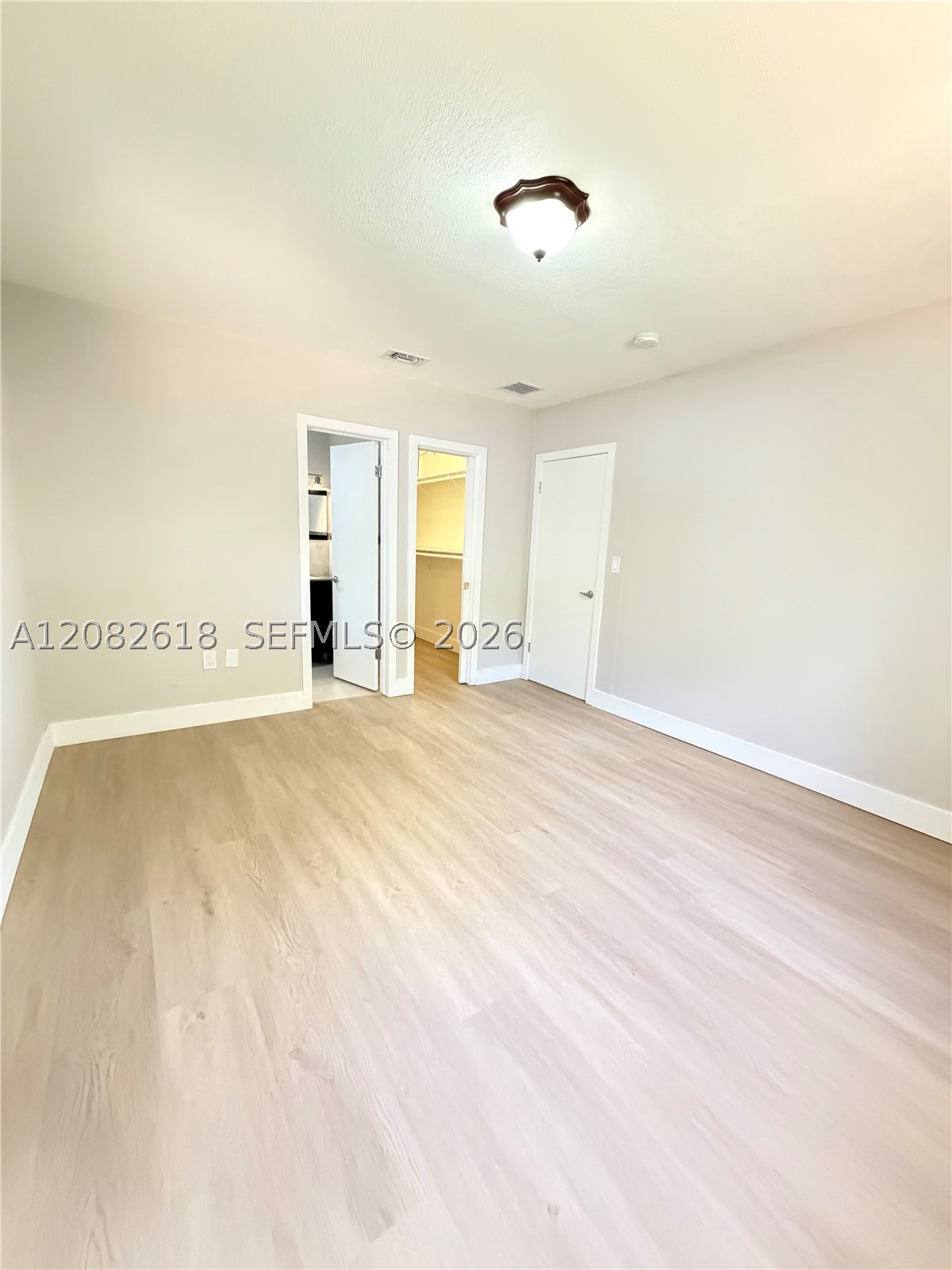 2233 SW 16th St, Miami FL 33145