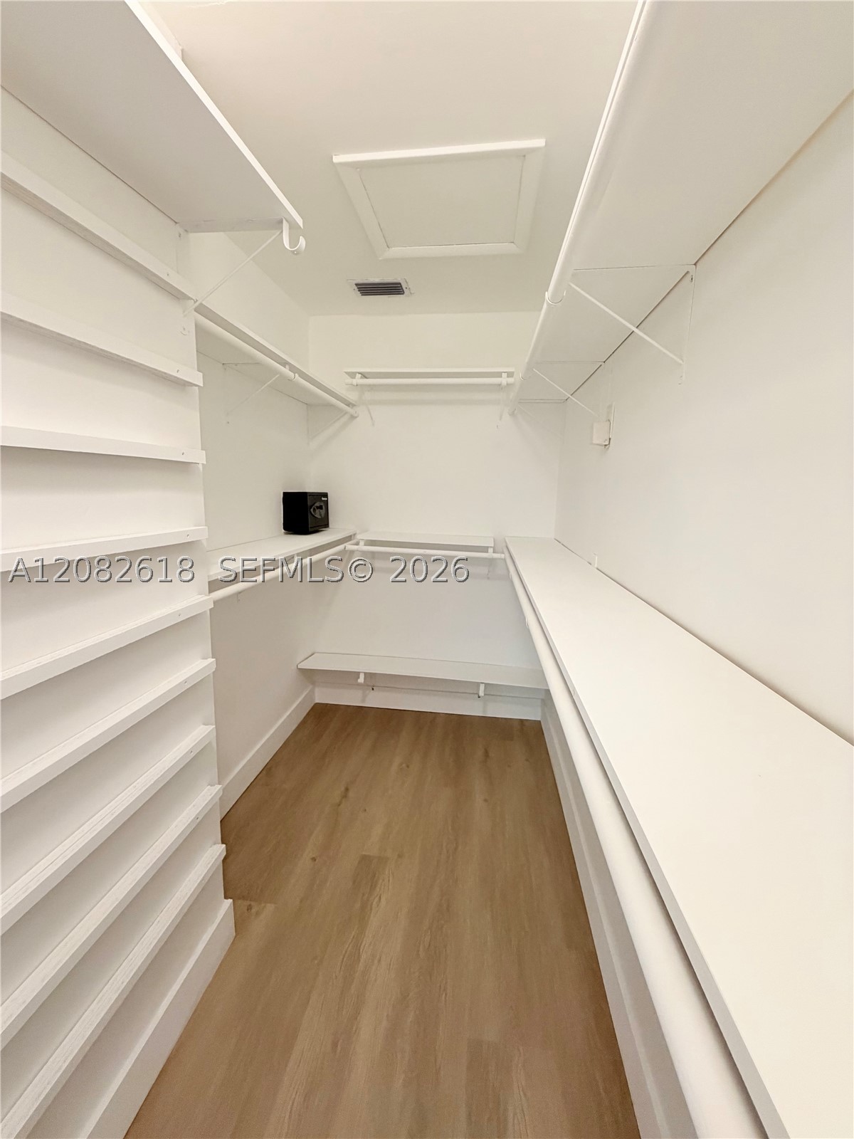 2233 SW 16th St, Miami FL 33145