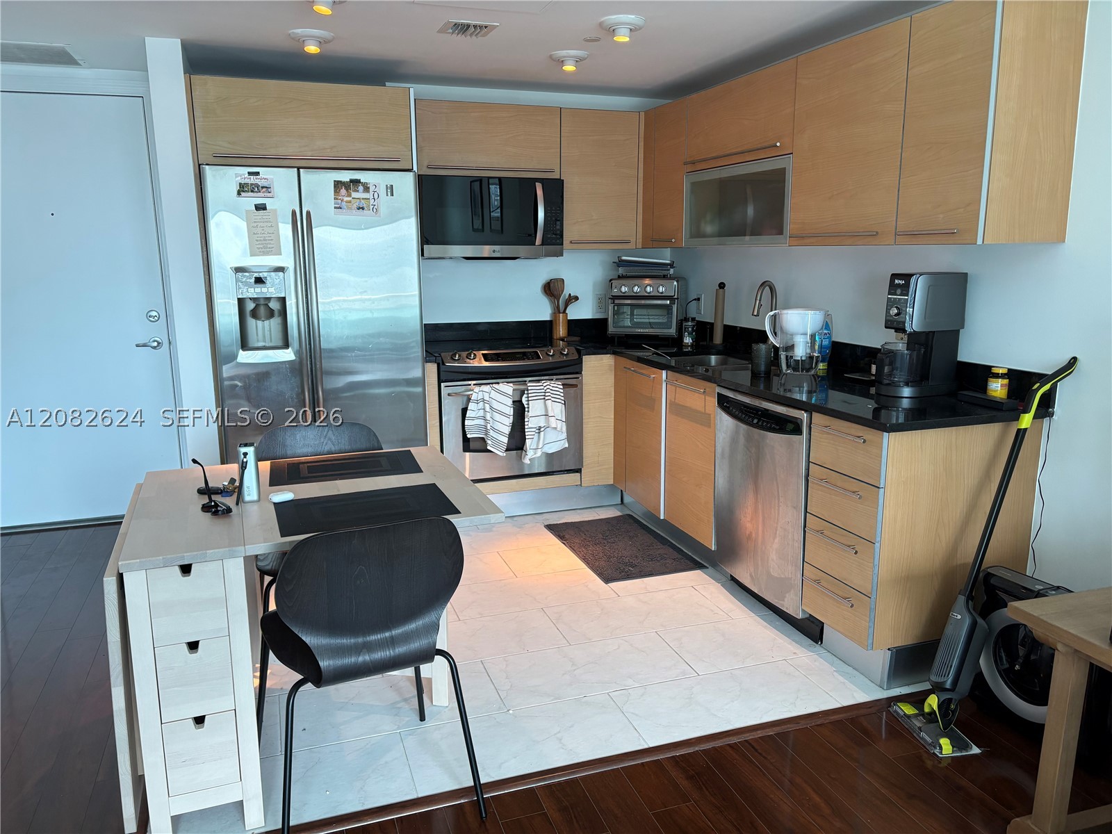 951 Brickell Ave #2509, Miami FL 33131