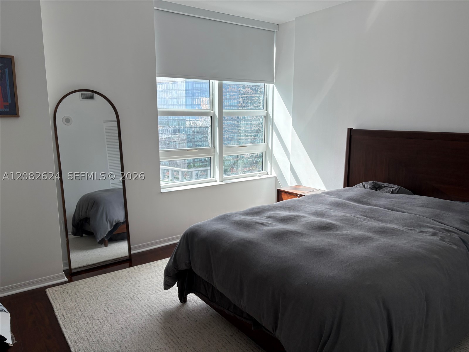 951 Brickell Ave #2509, Miami FL 33131