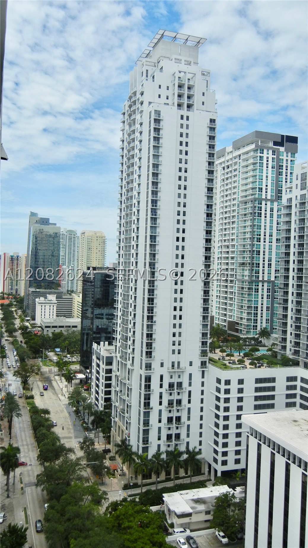 951 Brickell Ave #2509, Miami FL 33131