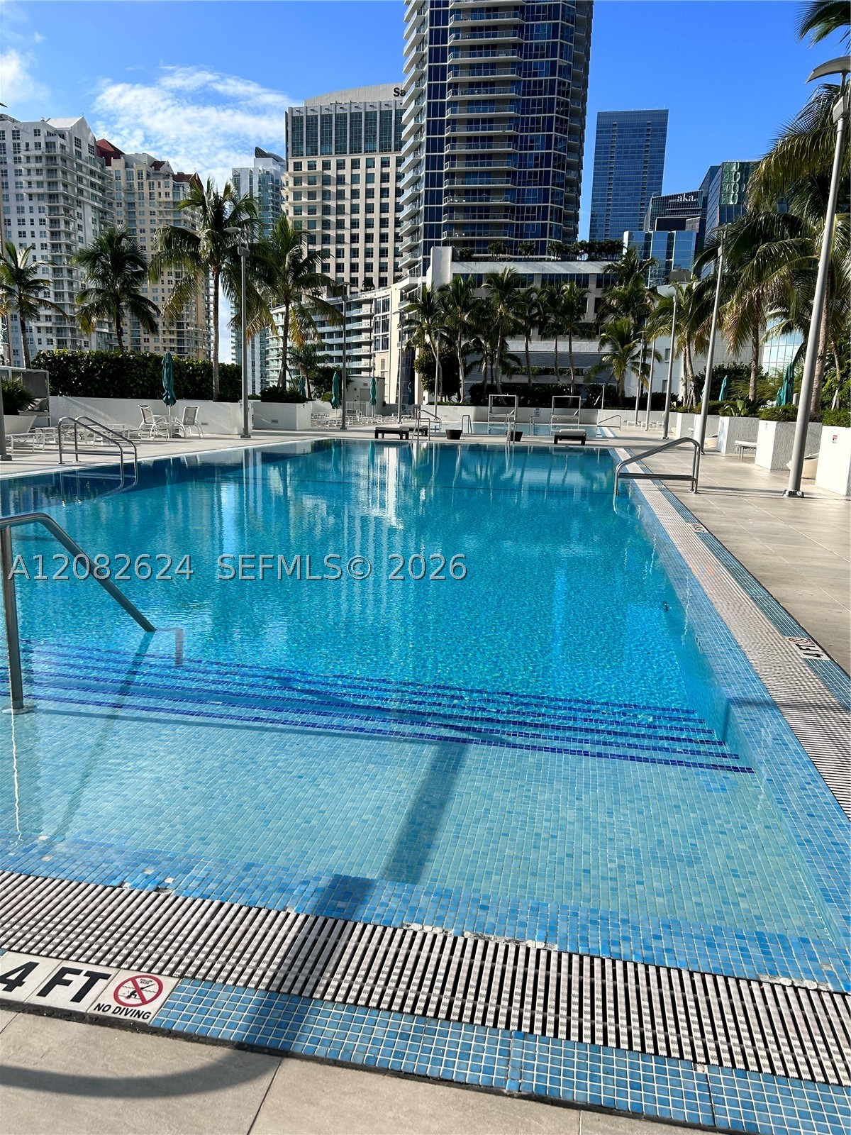 951 Brickell Ave #2509, Miami FL 33131