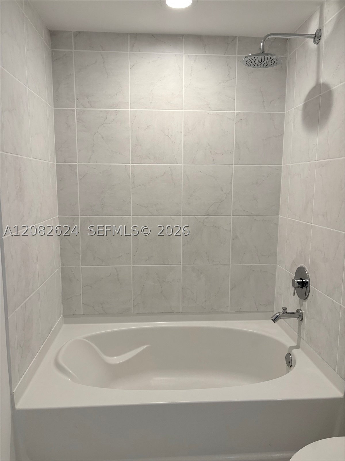 951 Brickell Ave #2509, Miami FL 33131