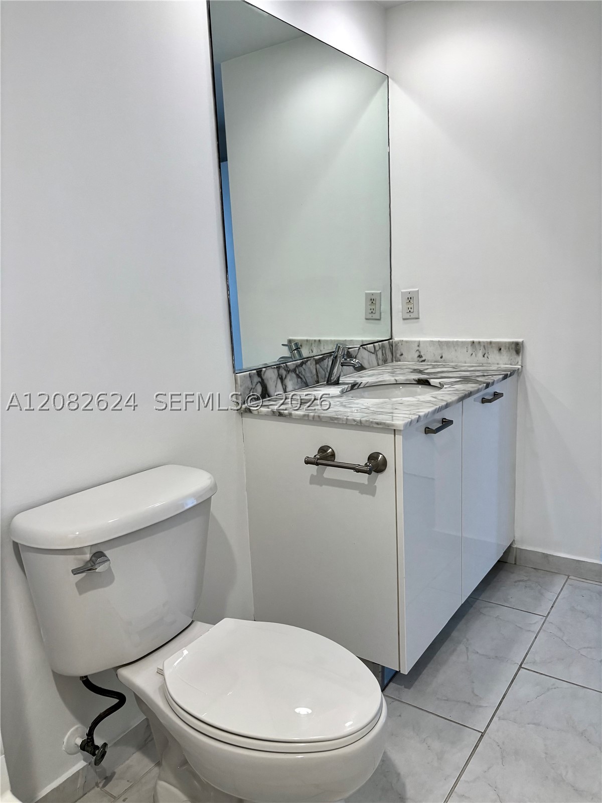 951 Brickell Ave #2509, Miami FL 33131
