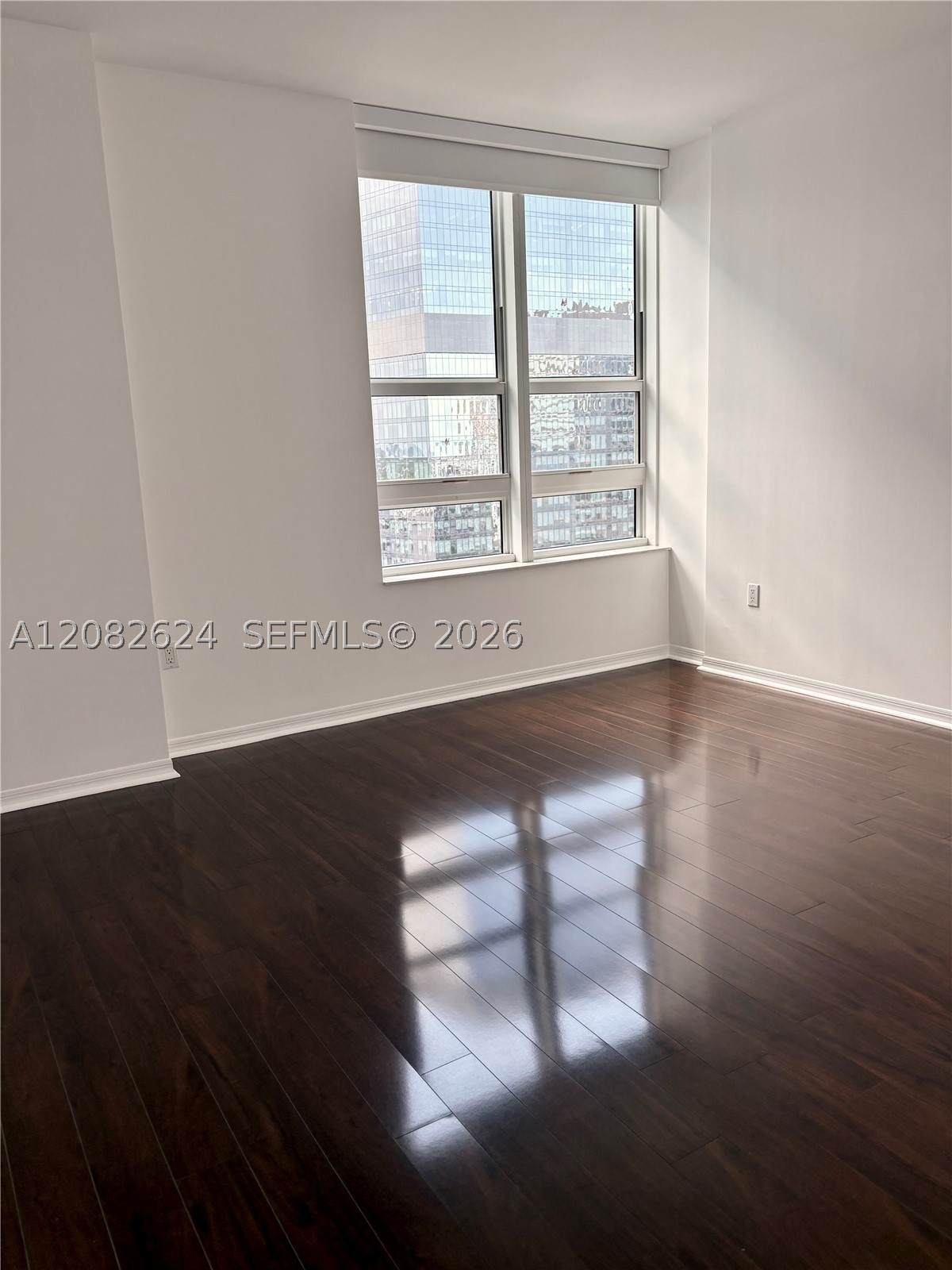 951 Brickell Ave #2509, Miami FL 33131