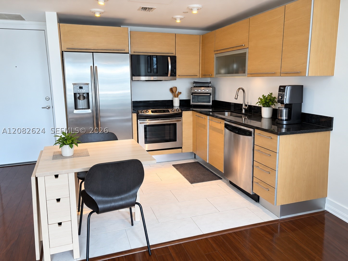 951 Brickell Ave #2509, Miami FL 33131