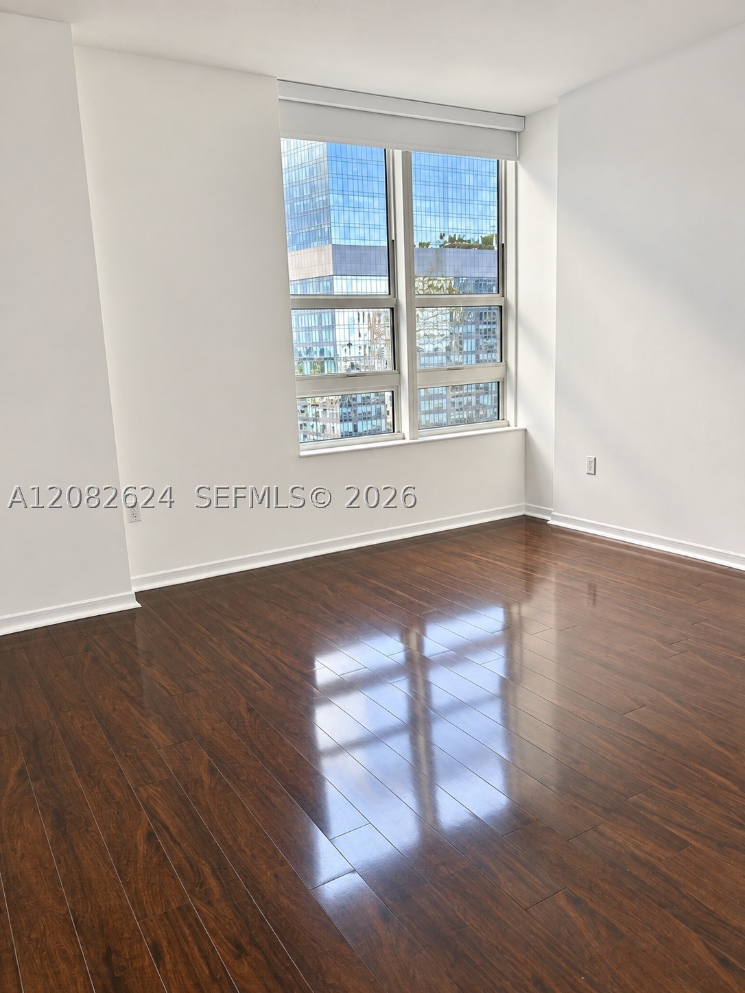 951 Brickell Ave #2509, Miami FL 33131