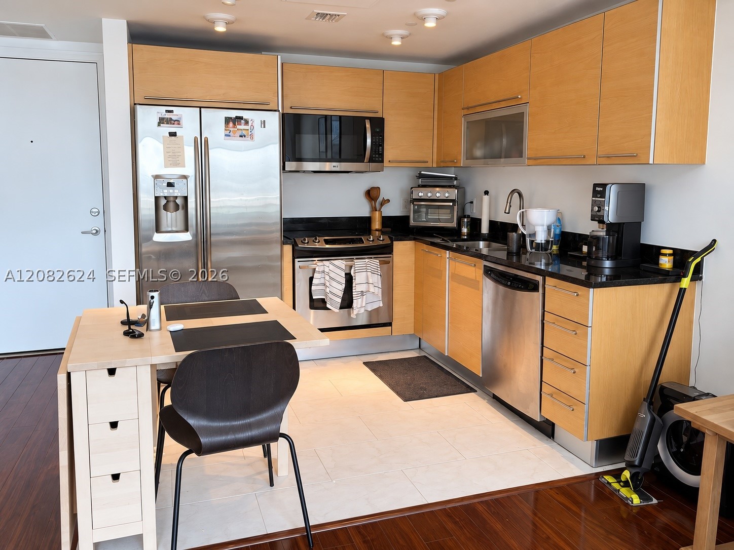 951 Brickell Ave #2509, Miami FL 33131