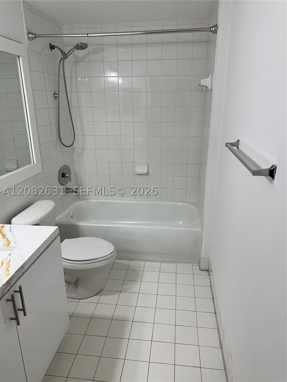 5091 NW 7th St #811, Miami FL 33126