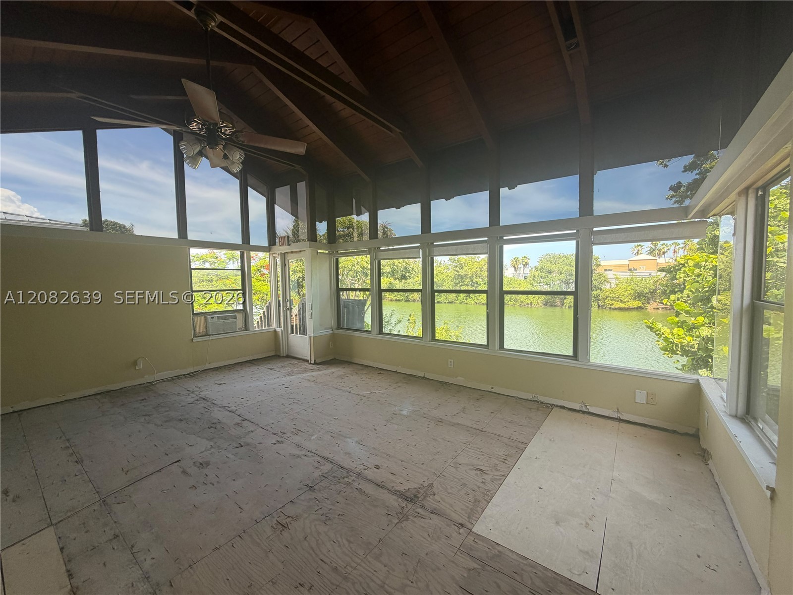 1524 NE 18th Ave, Fort Lauderdale FL 33304