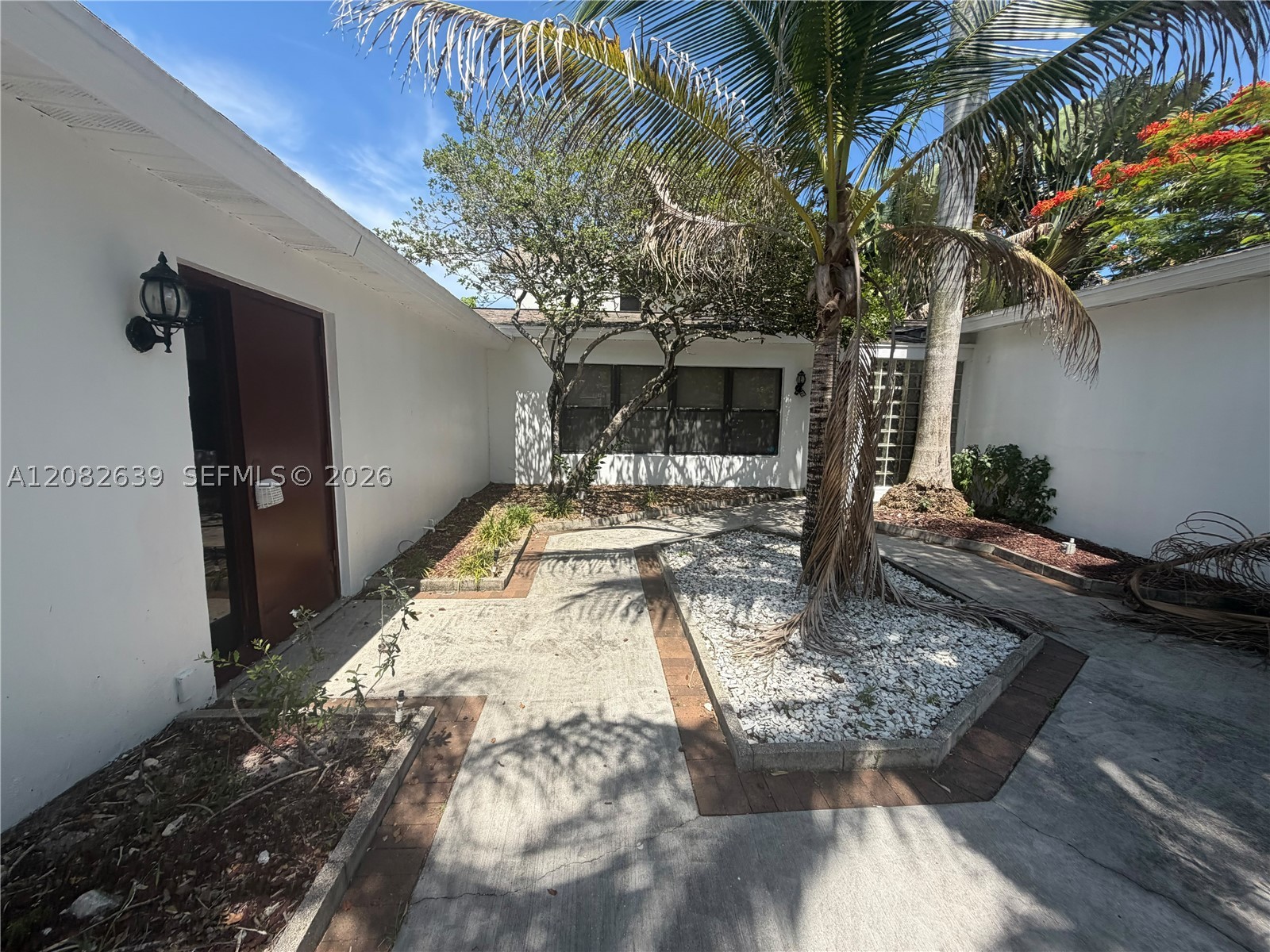 1524 NE 18th Ave, Fort Lauderdale FL 33304