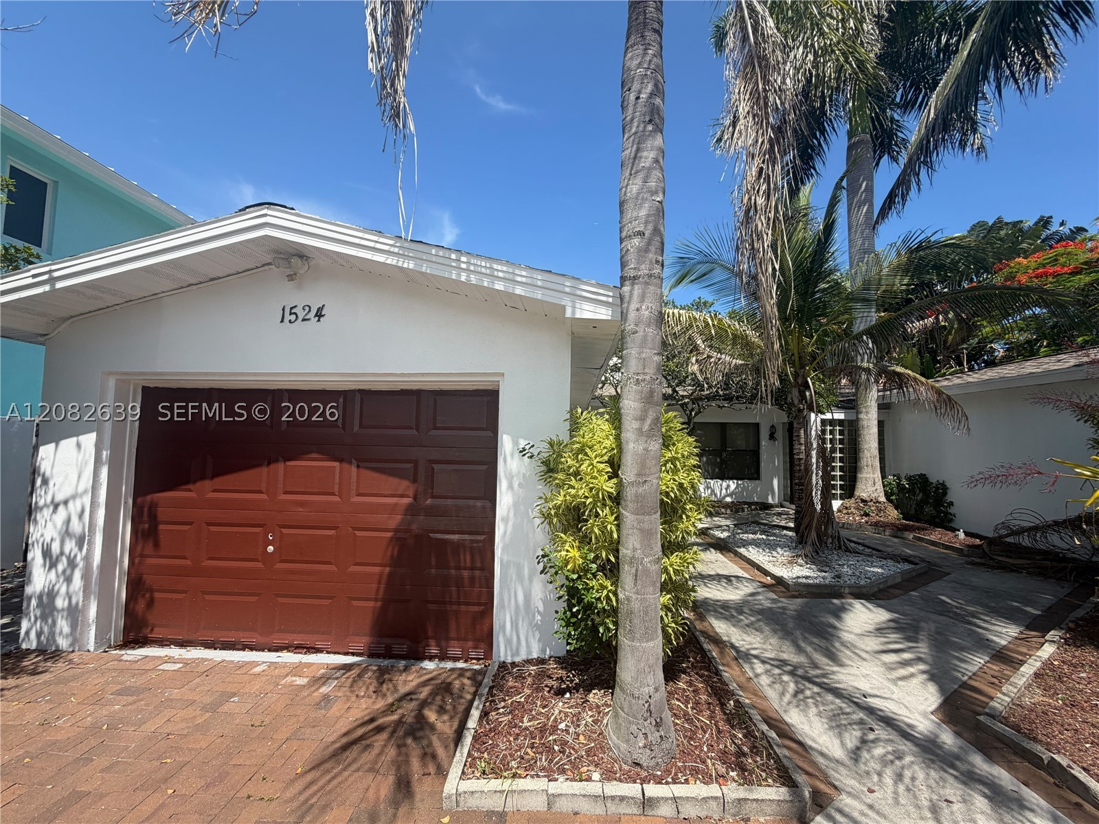 1524 NE 18th Ave, Fort Lauderdale FL 33304