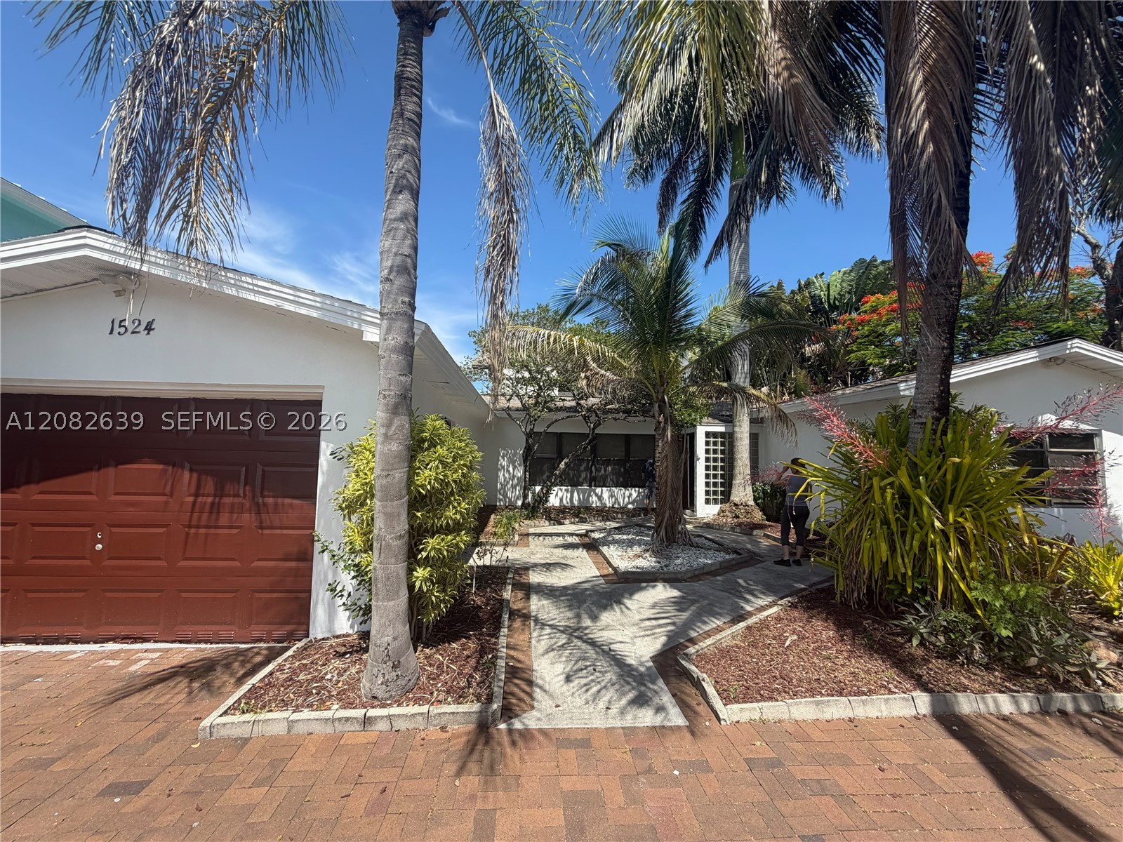 1524 NE 18th Ave, Fort Lauderdale FL 33304