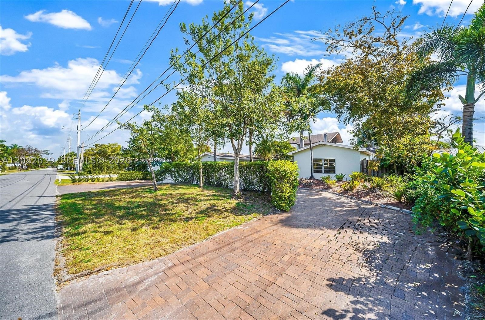 1524 NE 18th Ave, Fort Lauderdale FL 33304