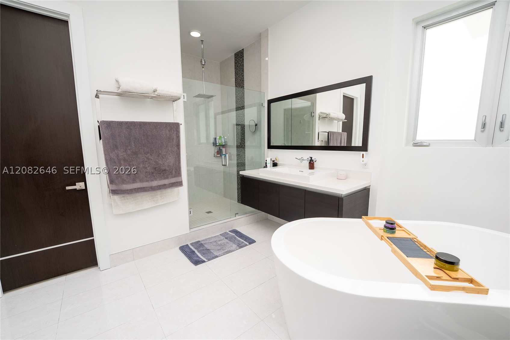8340 NW 33 Terrace, Doral FL 33122