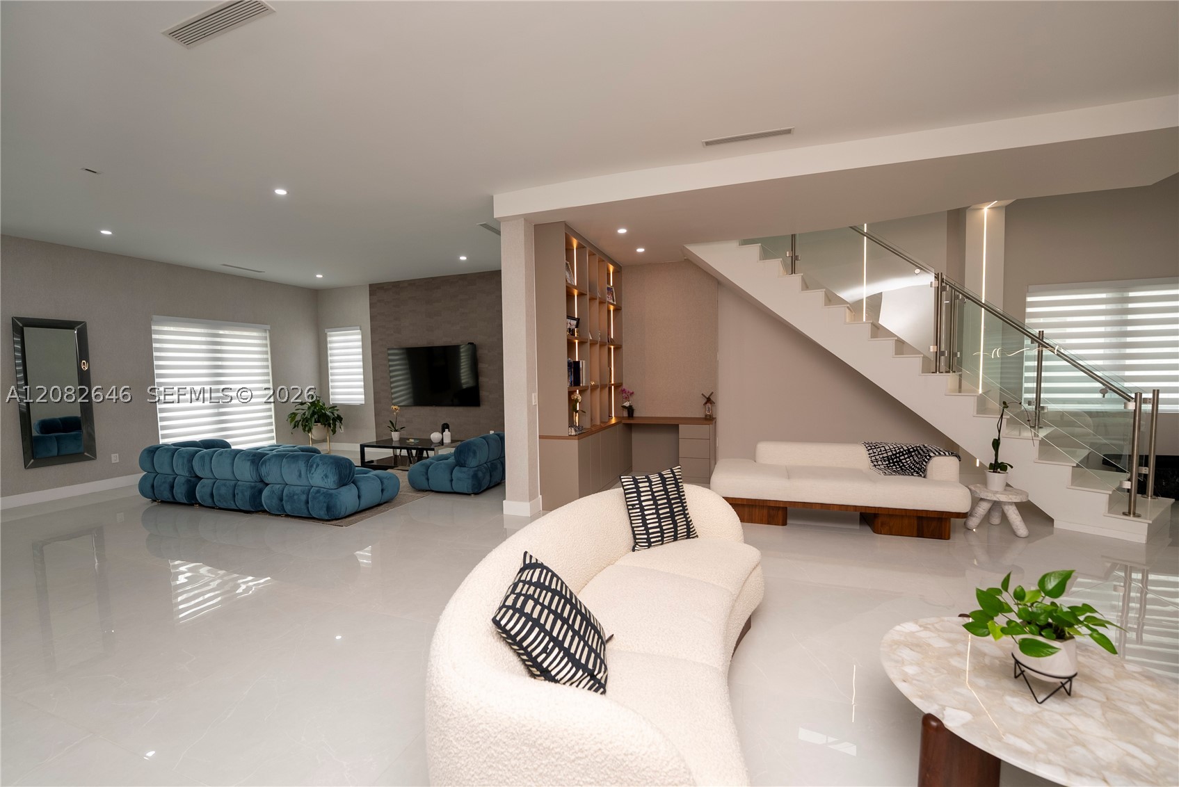 8340 NW 33 Terrace, Doral FL 33122