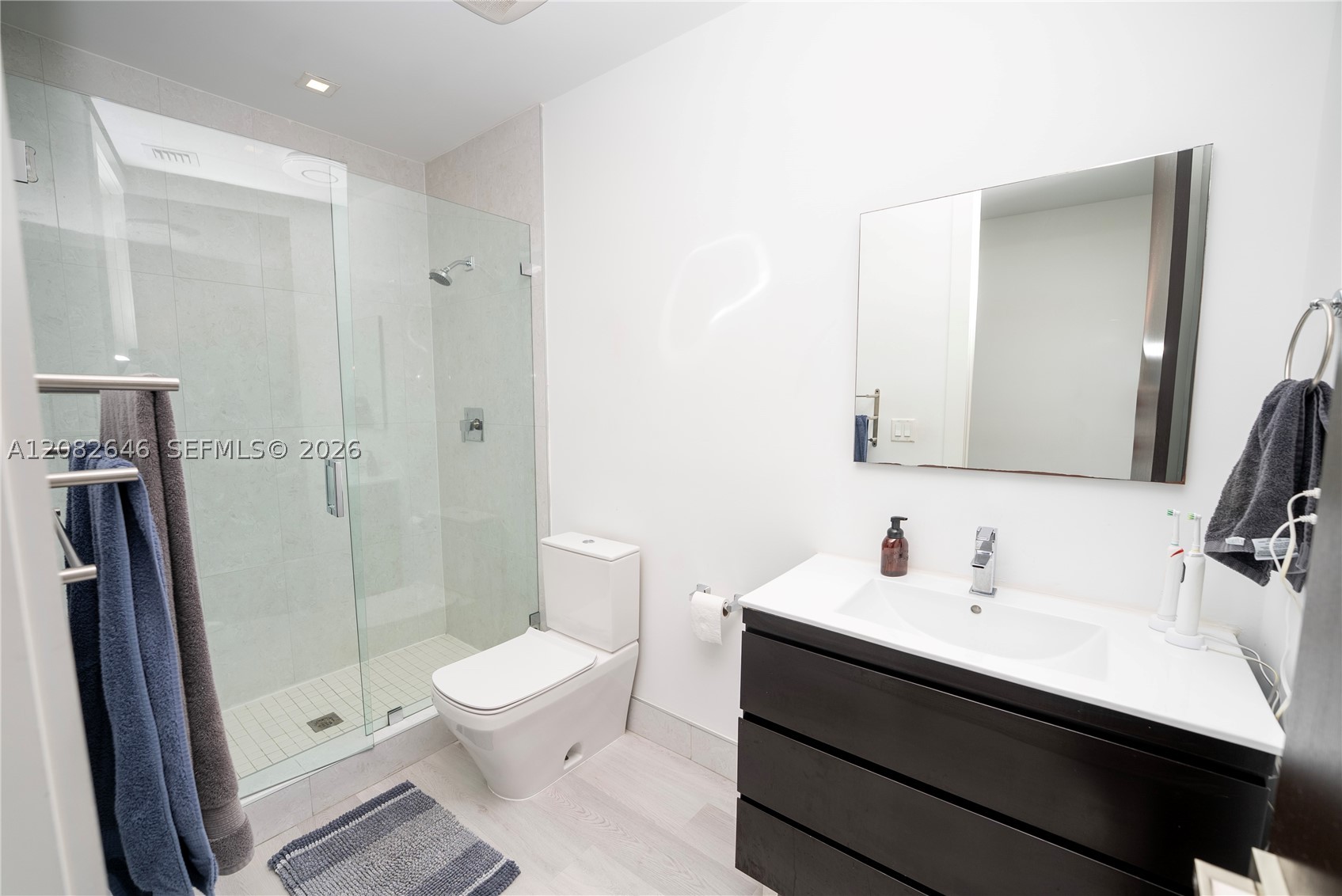 8340 NW 33 Terrace, Doral FL 33122