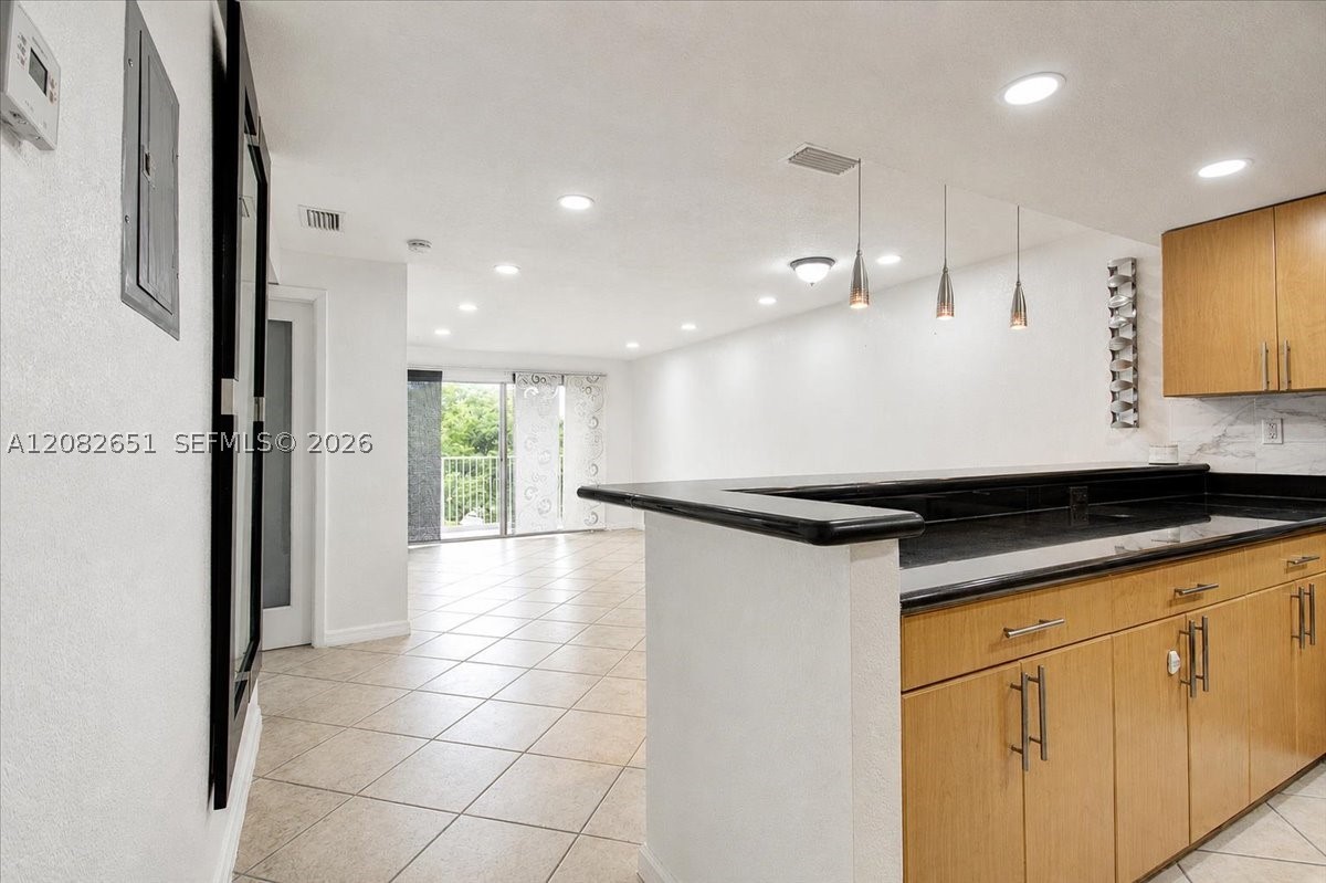 1975 Normandy Dr #303, Miami Beach FL 33141