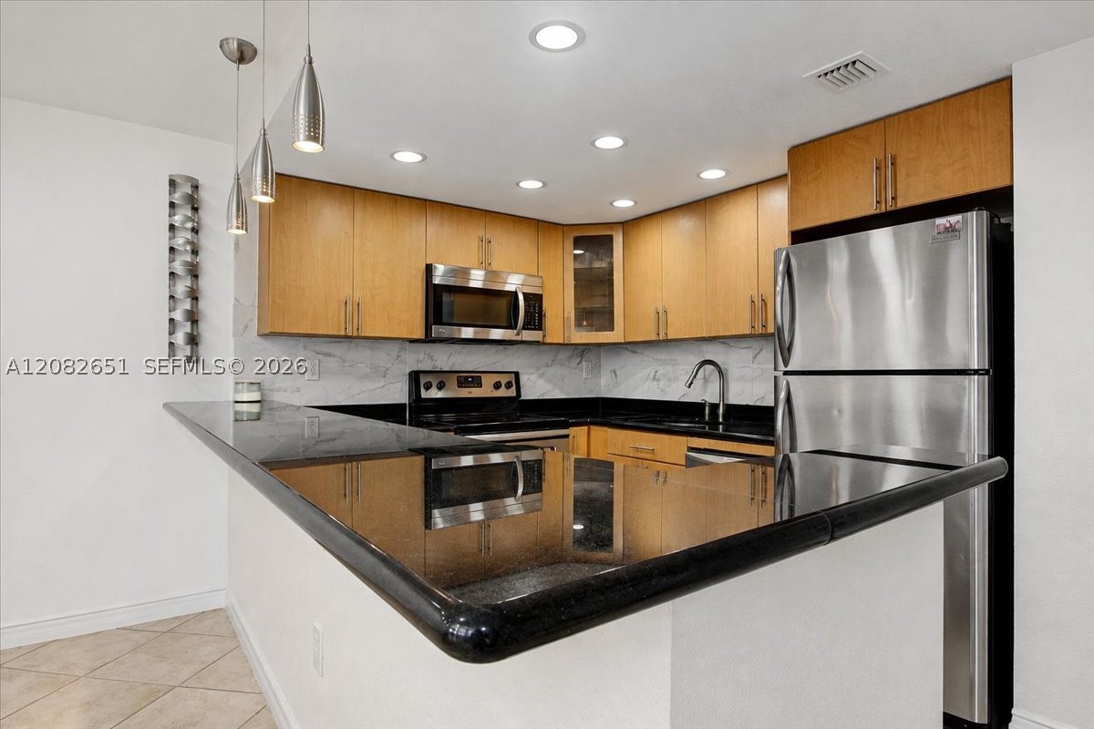 1975 Normandy Dr #303, Miami Beach FL 33141