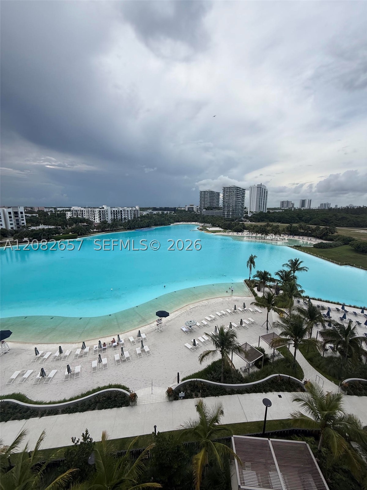 2411 Laguna Circle #2703, North Miami FL 33181