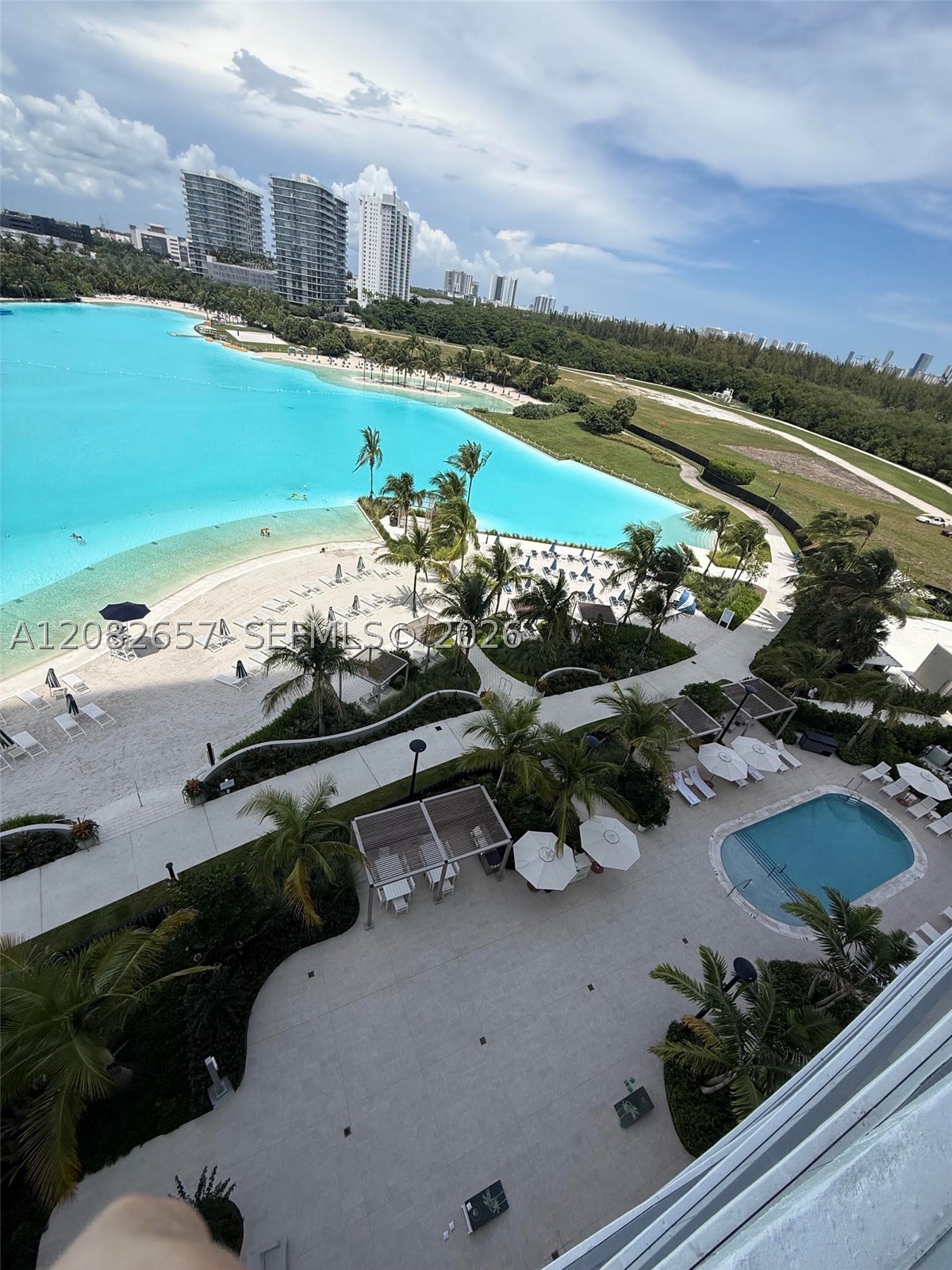 2411 Laguna Circle #2703, North Miami FL 33181