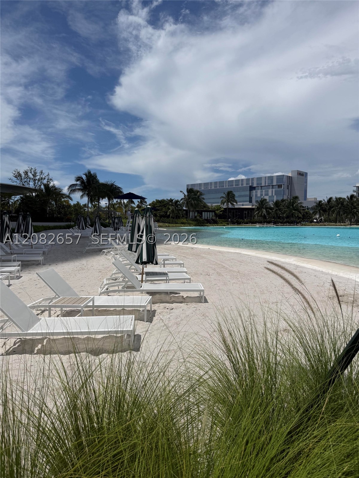 2411 Laguna Circle #2703, North Miami FL 33181