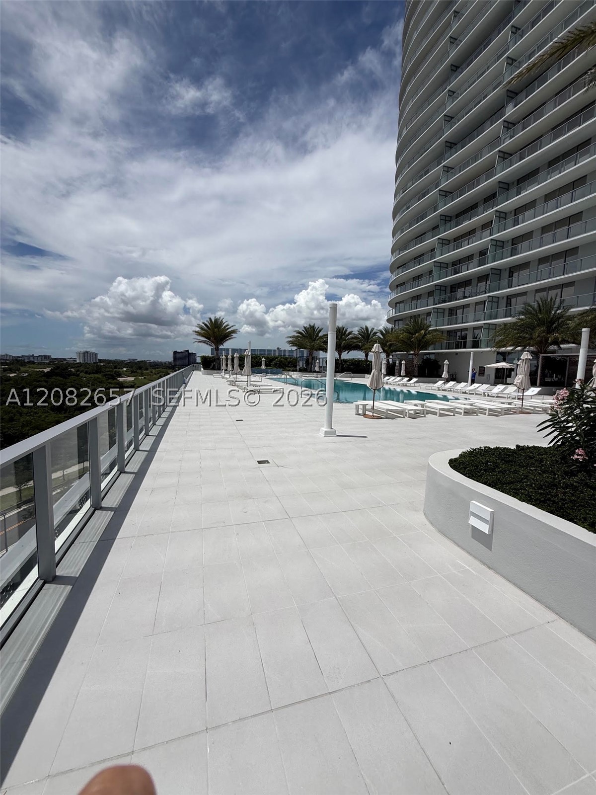 2411 Laguna Circle #2703, North Miami FL 33181