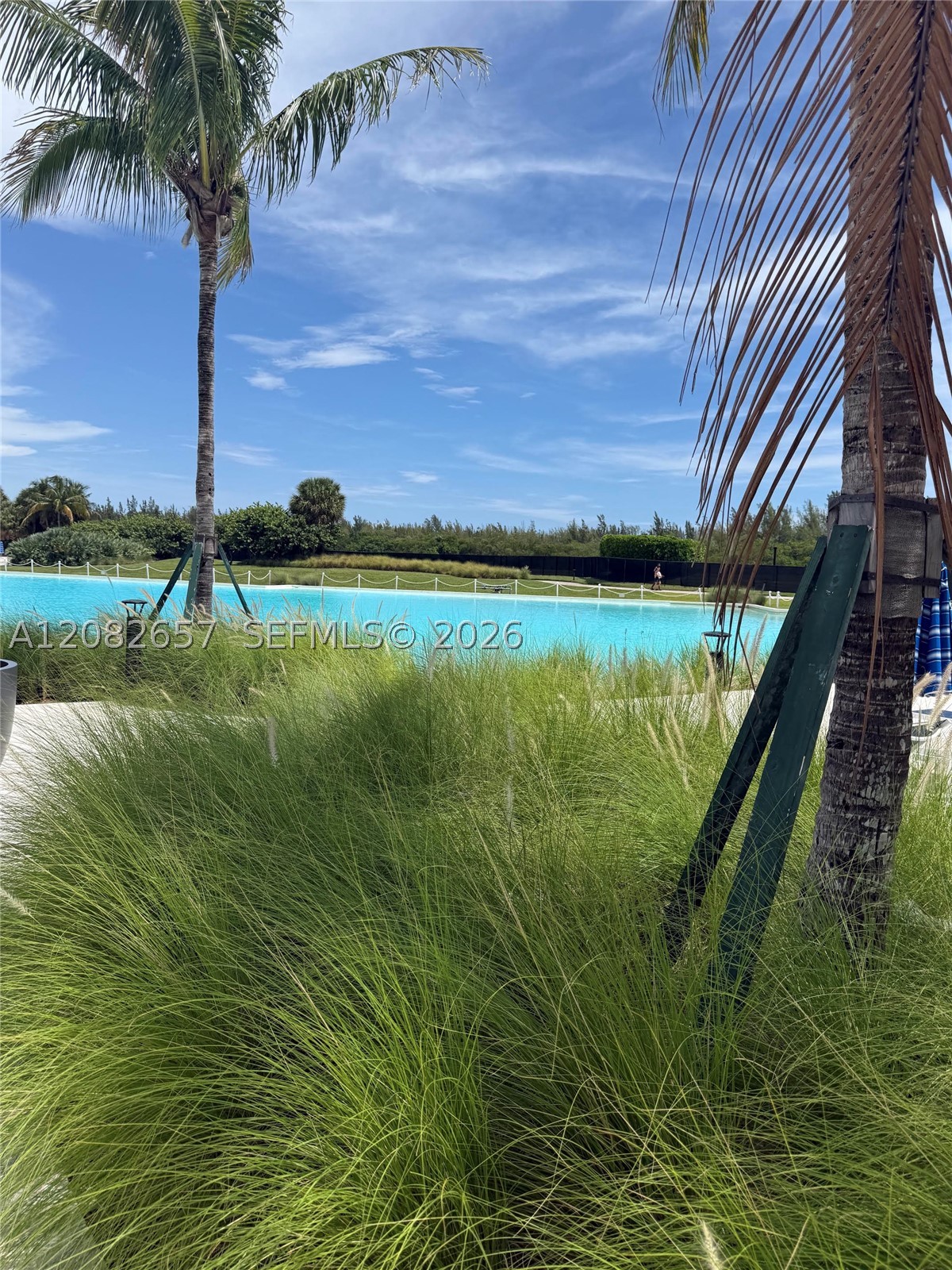 2411 Laguna Circle #2703, North Miami FL 33181