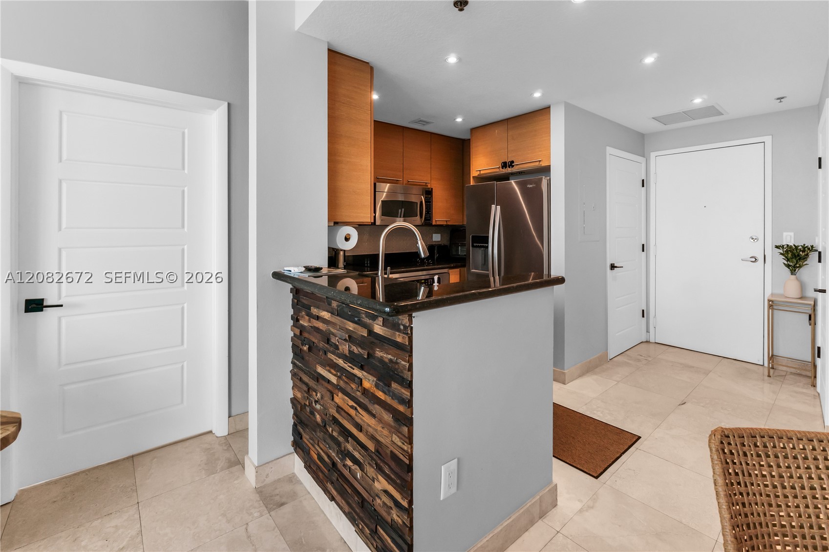 6515 E Collins Ave #1504, Miami Beach FL 33141