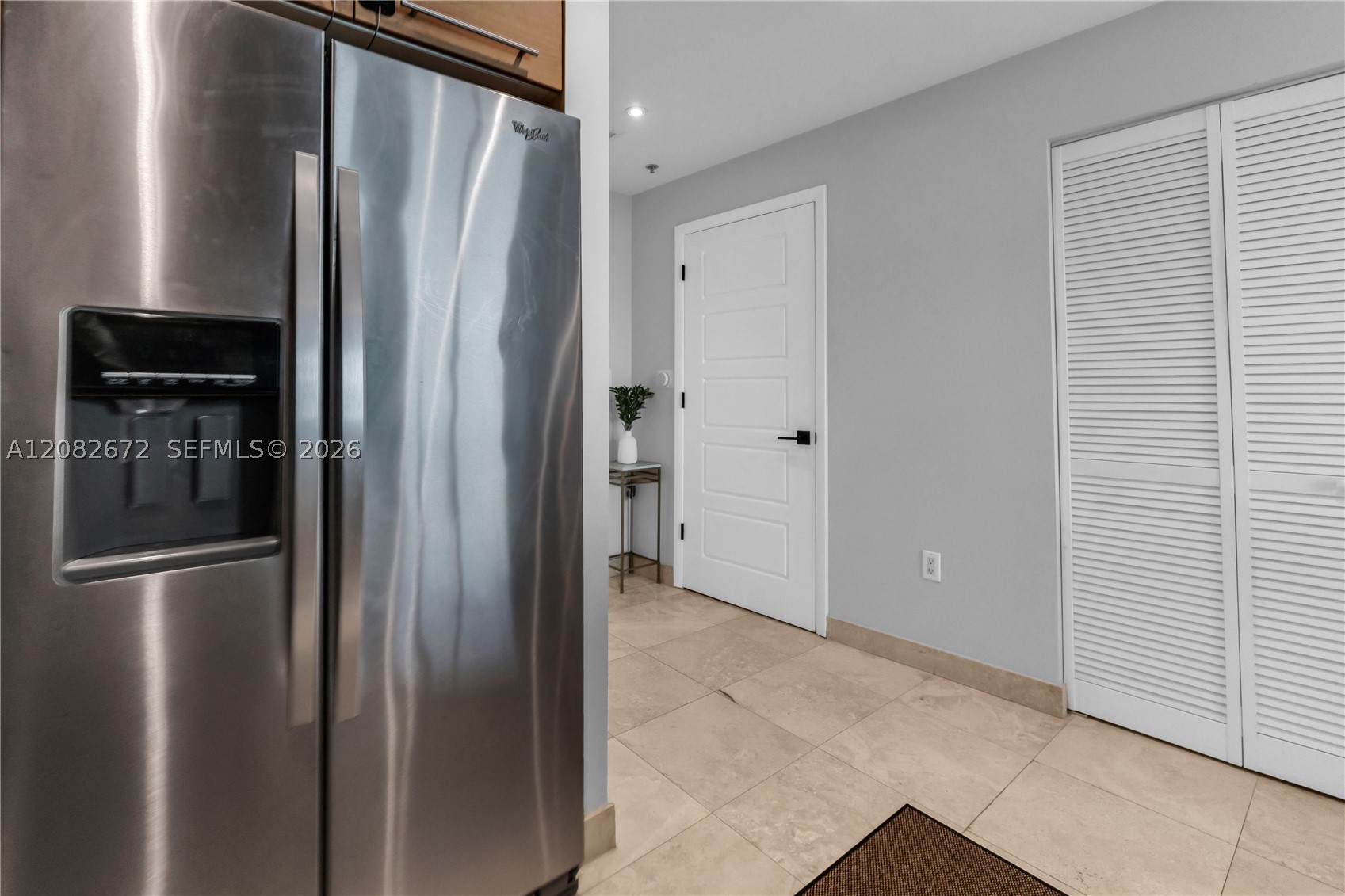 6515 E Collins Ave #1504, Miami Beach FL 33141