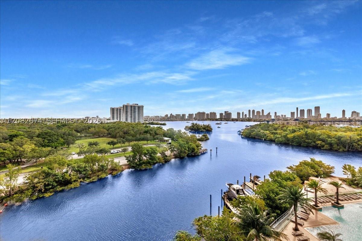 16385 Biscayne #804, North Miami Beach FL 33160