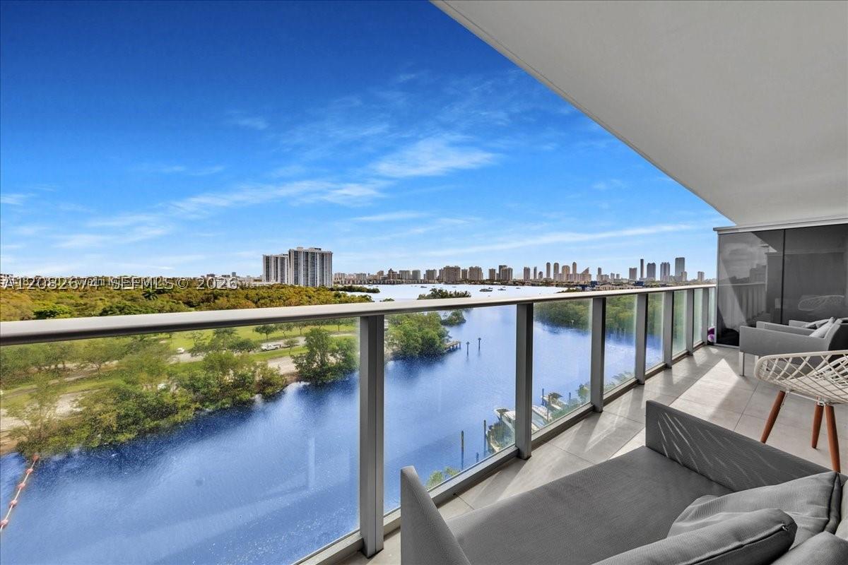 16385 Biscayne #804, North Miami Beach FL 33160