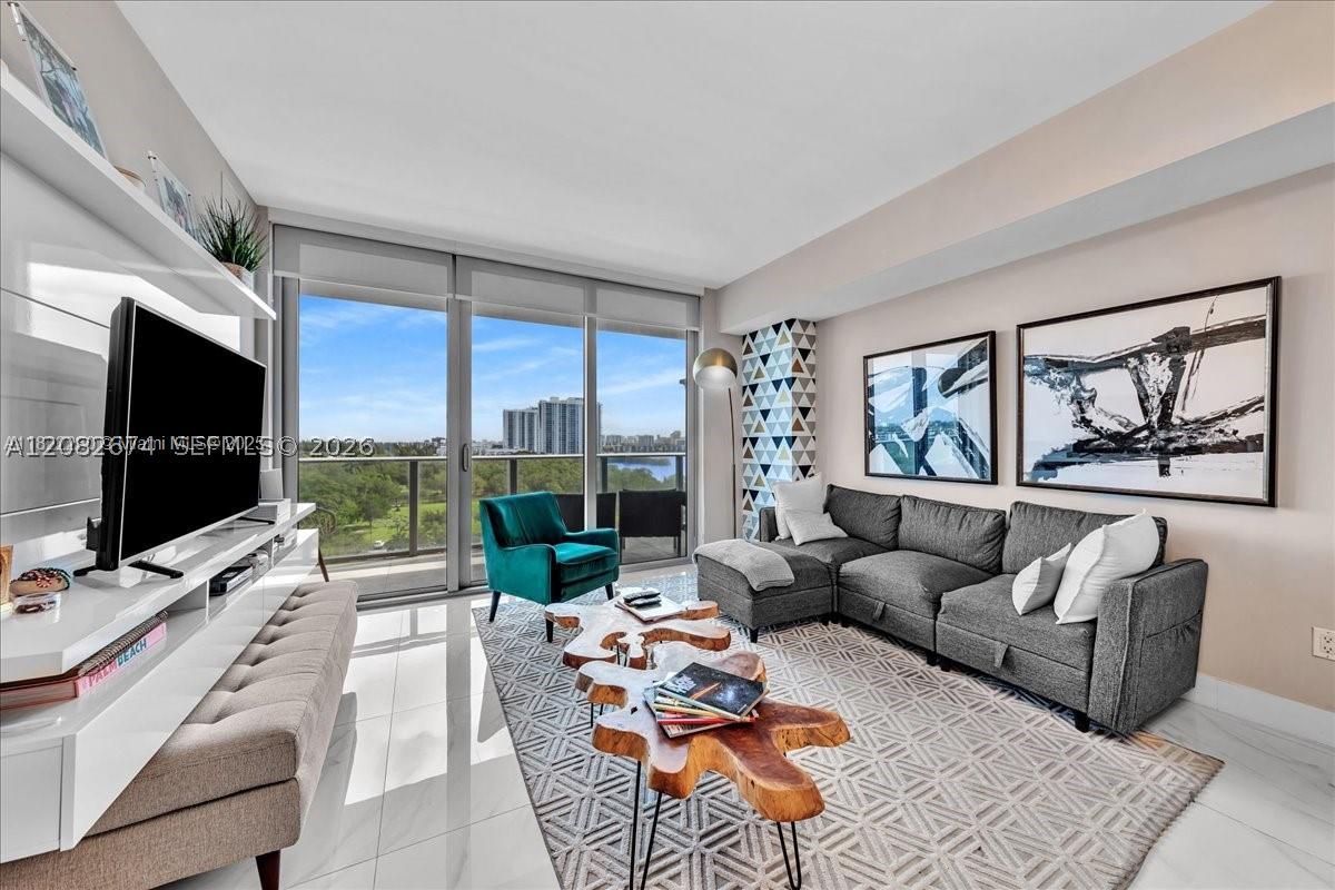 16385 Biscayne #804, North Miami Beach FL 33160