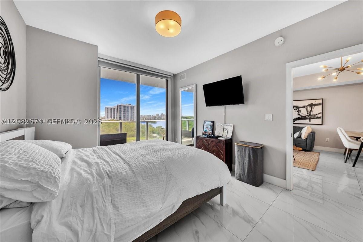 16385 Biscayne #804, North Miami Beach FL 33160