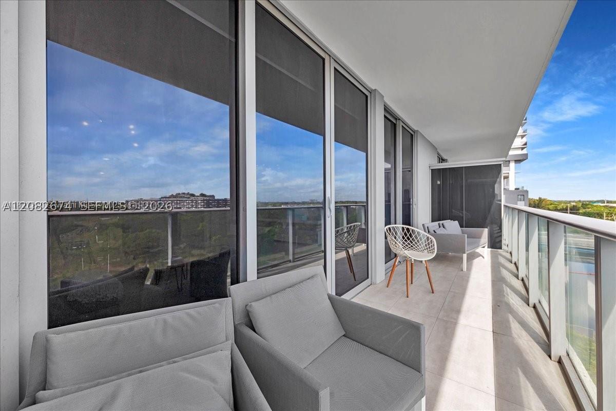 16385 Biscayne #804, North Miami Beach FL 33160