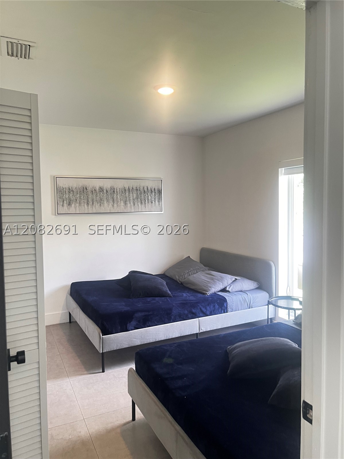 15 NW 52nd St, Miami FL 33127