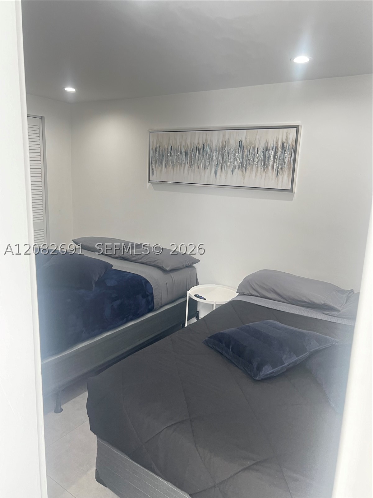 15 NW 52nd St, Miami FL 33127