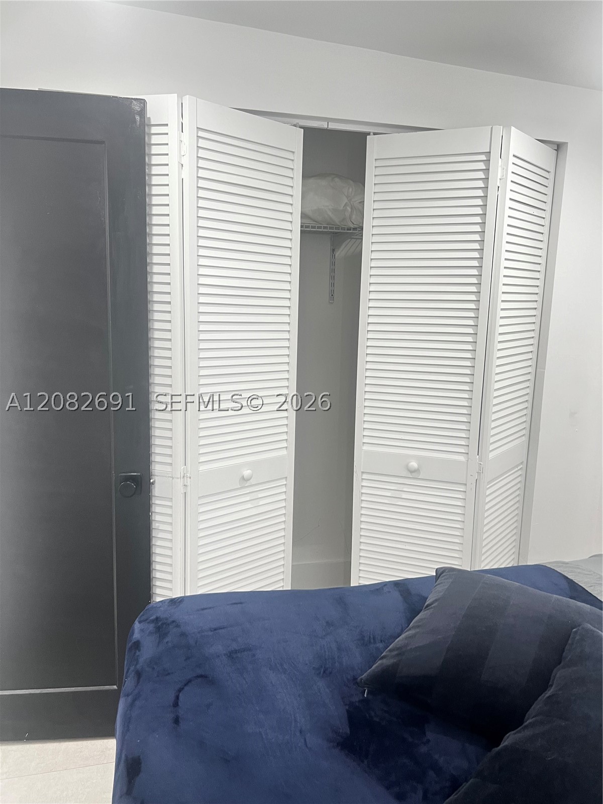 15 NW 52nd St, Miami FL 33127