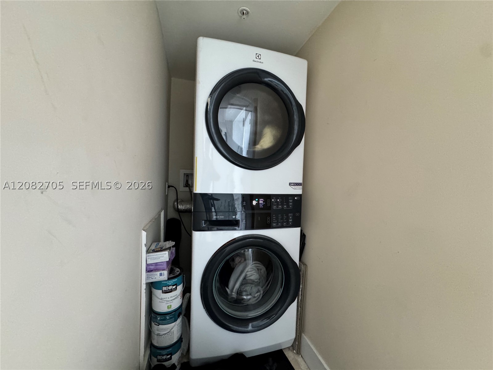 92 SW 3rd St #3811, Miami FL 33130