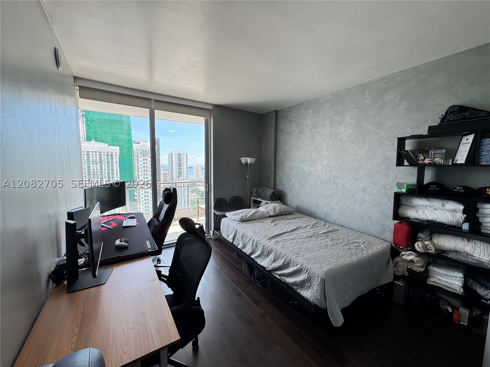 92 SW 3rd St #3811, Miami FL 33130