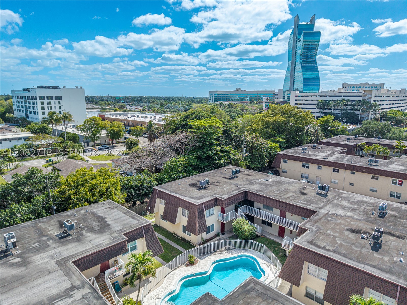 4524 SW 54th St #501-W, Dania Beach FL 33314